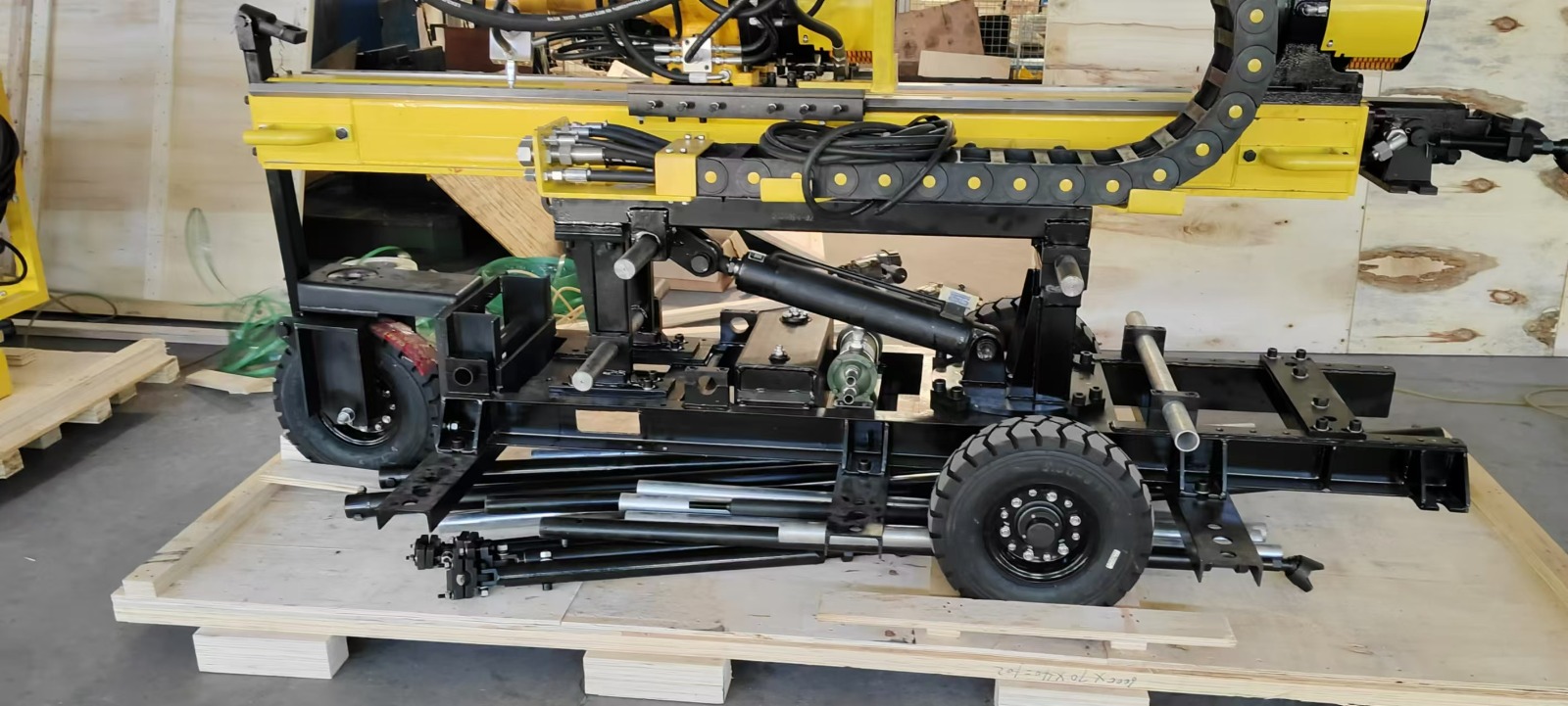 Rig Chassis Assembly